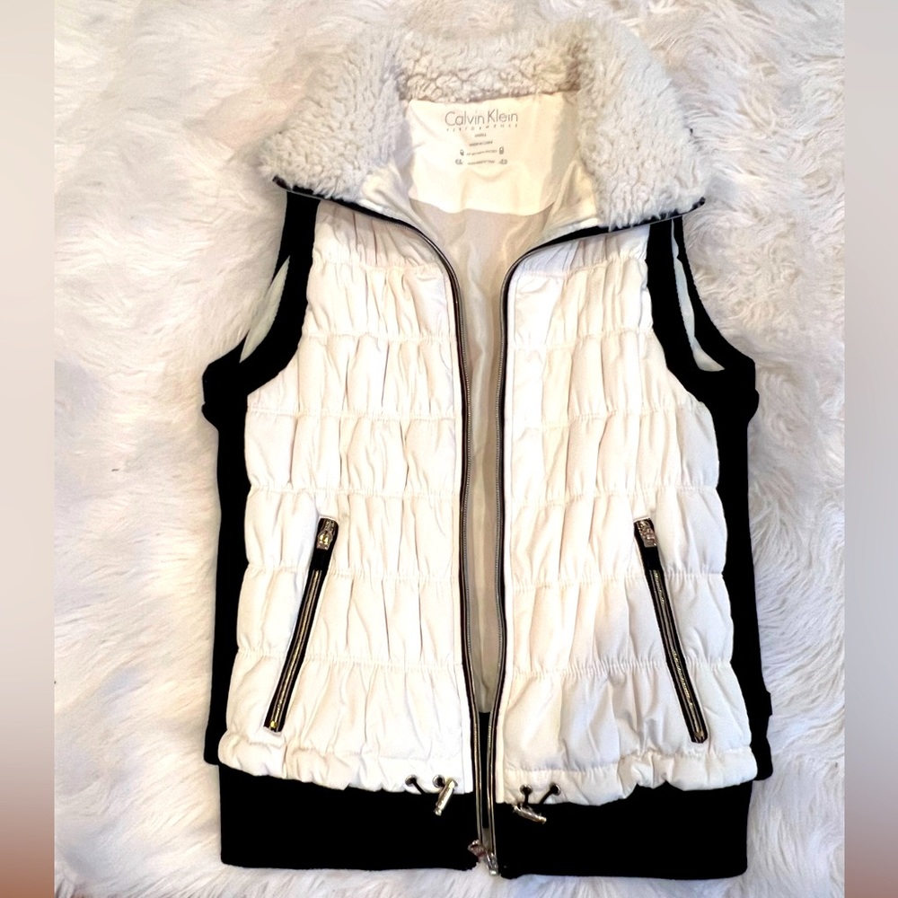 Calvin Klein vest size S